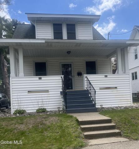 824 Dean Street Schenectady NY 12309