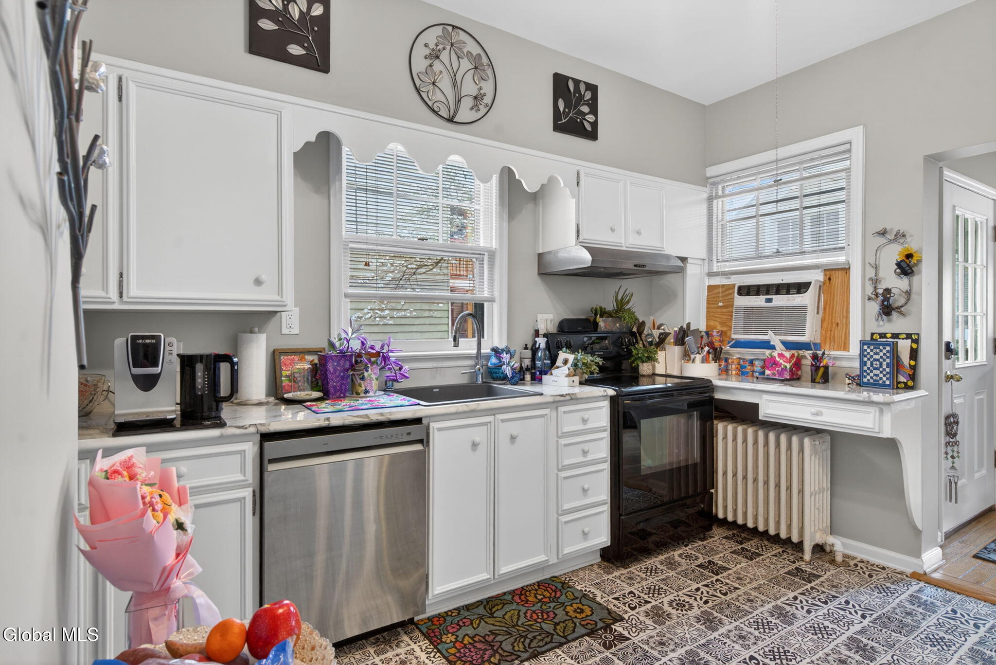 446 Yates Street Albany NY 12208