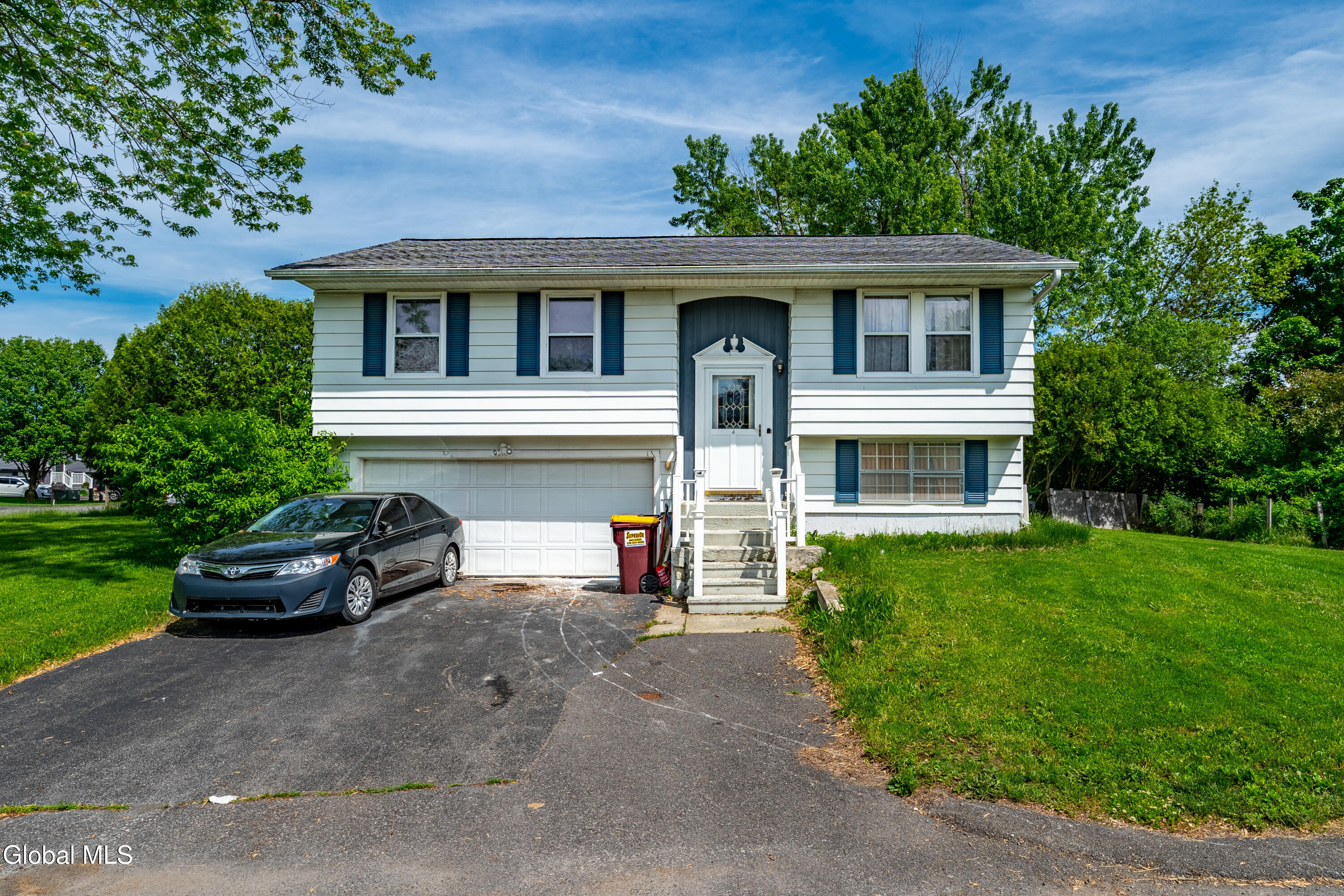 4 Arthur Avenue Hudson NY 12534
