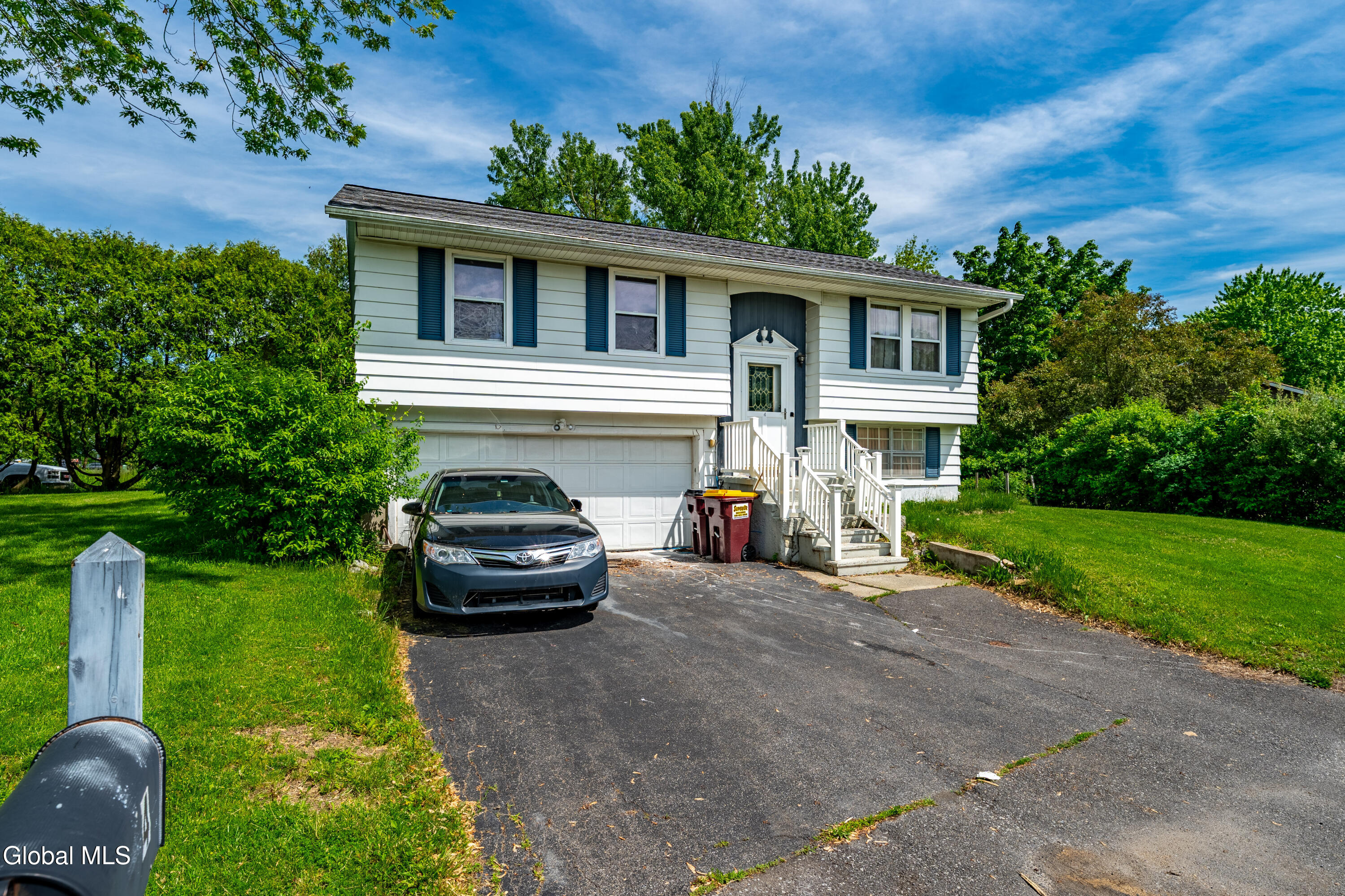 4 Arthur Avenue Hudson NY 12534