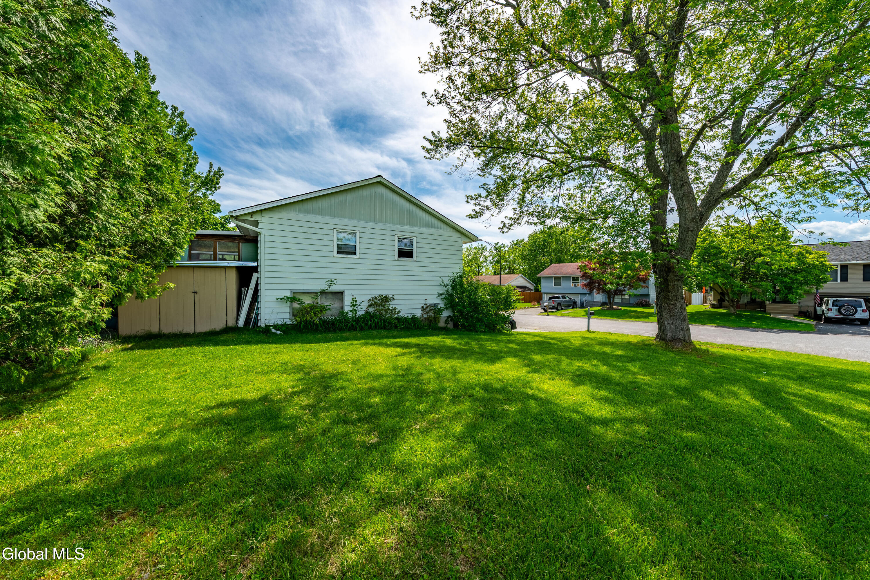 4 Arthur Avenue Hudson NY 12534
