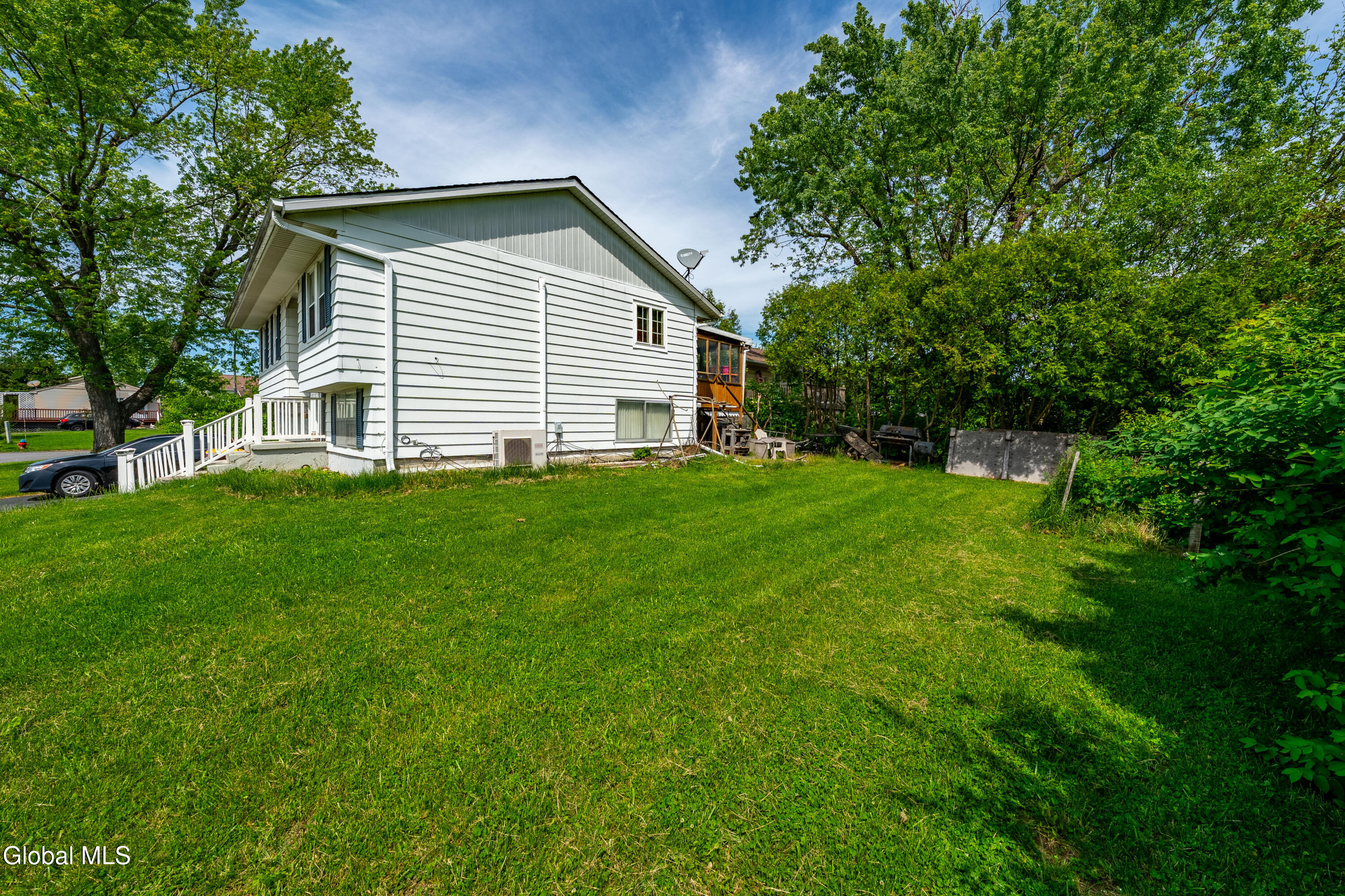 4 Arthur Avenue Hudson NY 12534