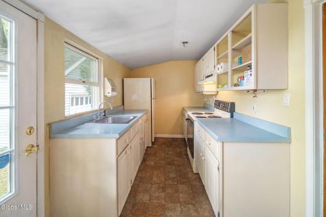 1560 3rd Street Rensselaer NY 12144