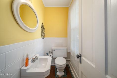 1560 3rd Street Rensselaer NY 12144
