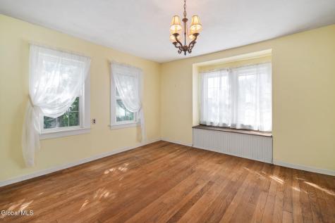 1560 3rd Street Rensselaer NY 12144