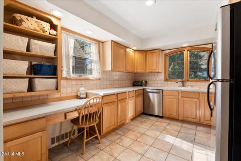 15 Roweland Avenue Delmar NY 12054