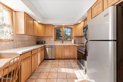 15 Roweland Avenue Delmar NY 12054