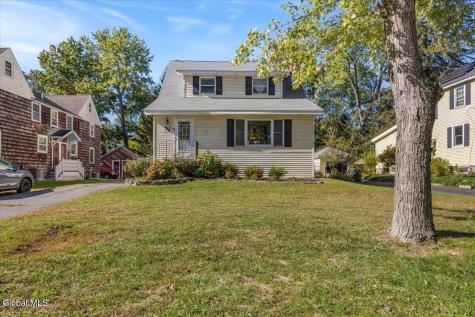 15 Roweland Avenue Delmar NY 12054