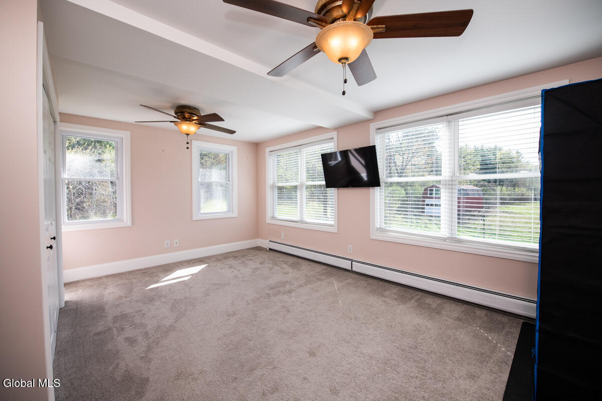 124 Gi Road Altamont NY 12009
