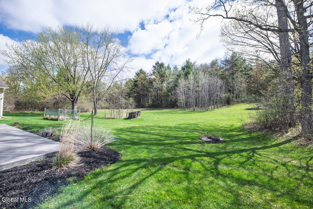 124 Gi Road Altamont NY 12009