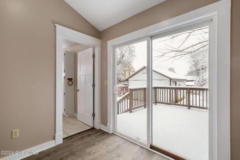 862 Thompson Street Schenectady NY 12306