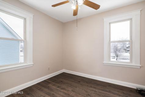 862 Thompson Street Schenectady NY 12306