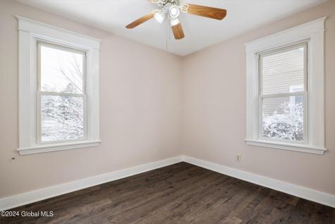 862 Thompson Street Schenectady NY 12306