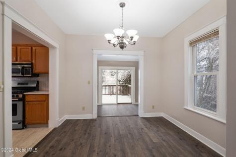 862 Thompson Street Schenectady NY 12306