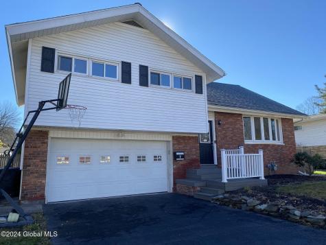7 Hialeah Drive Colonie NY 12205