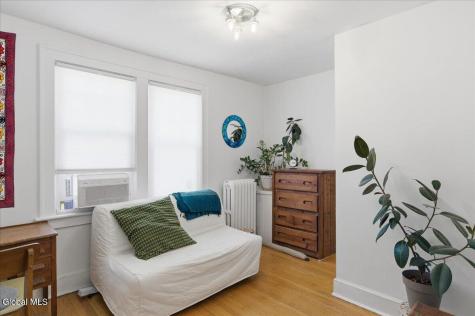 42 Brookline Avenue Albany NY 12203