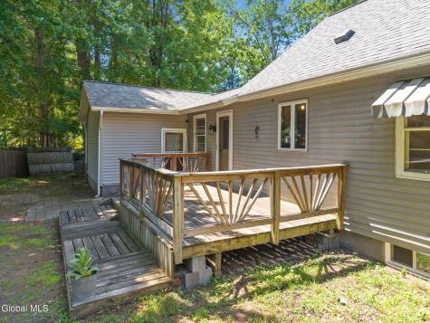 19 Newcastle Road Halfmoon NY 12065