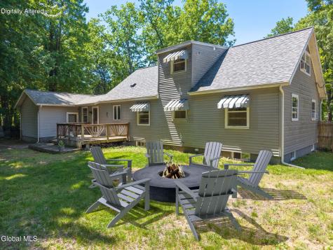 19 Newcastle Road Halfmoon NY 12065