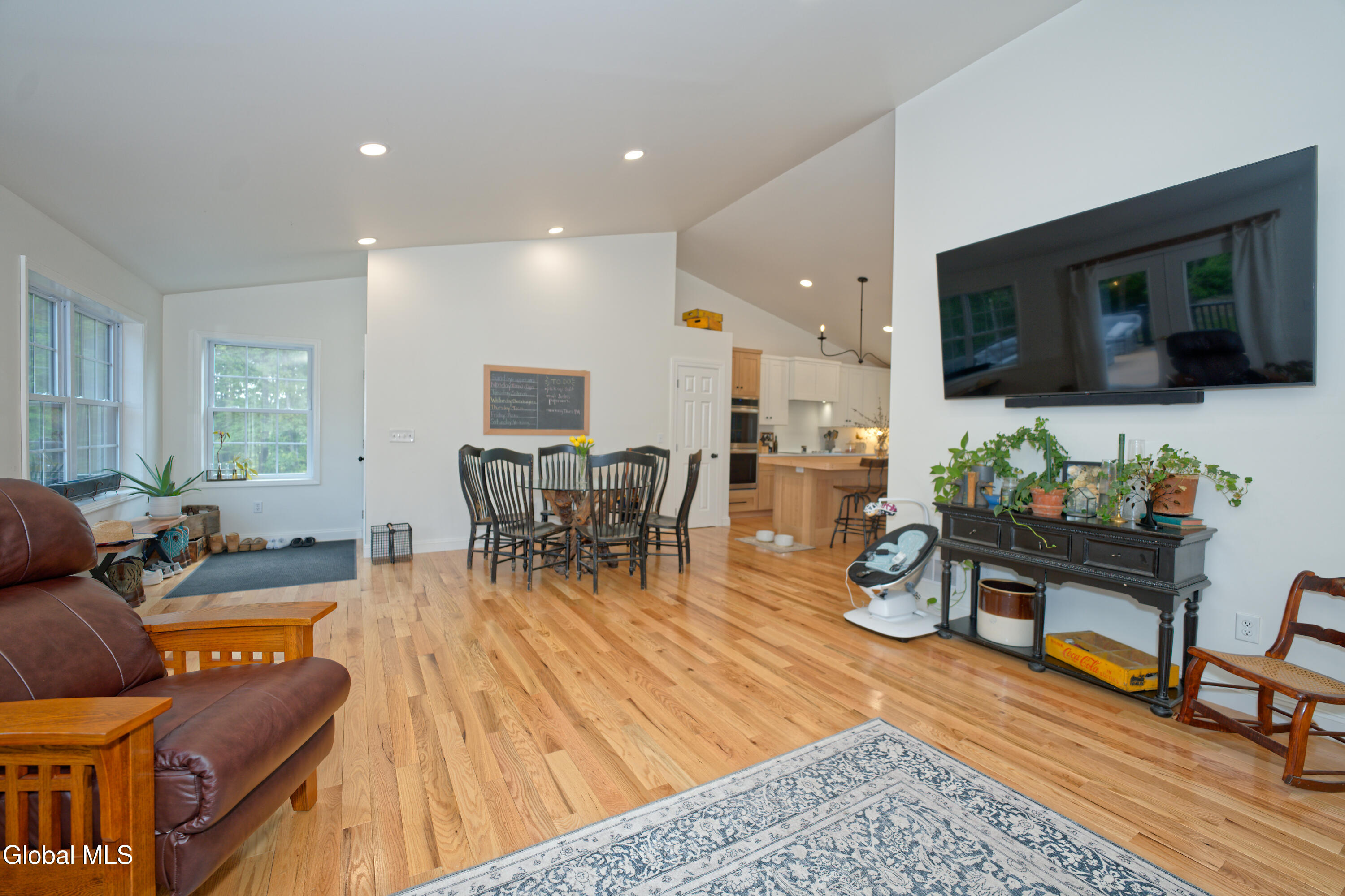 17 Ringwald Road Coeymans Hollow NY 12046