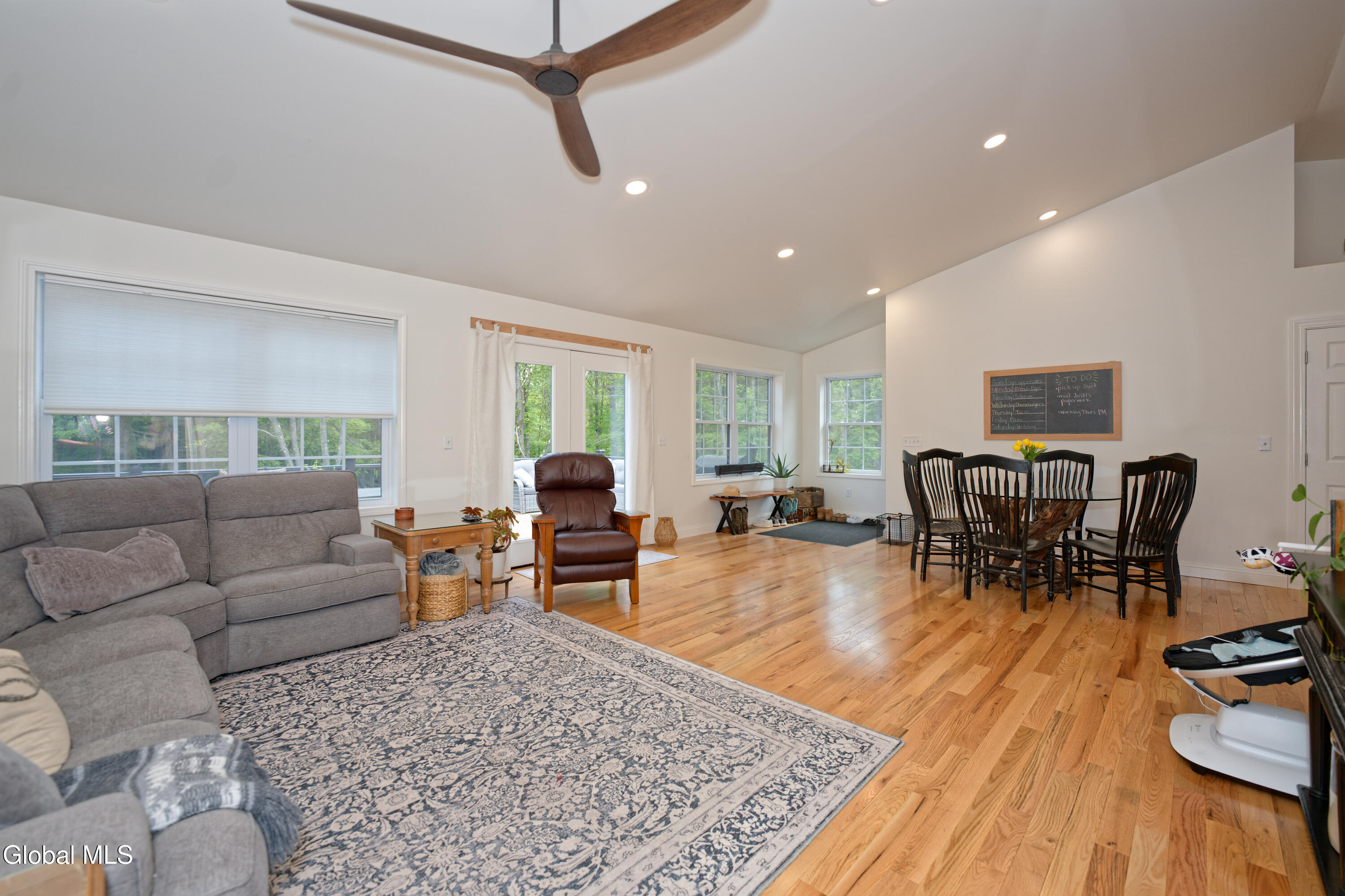 17 Ringwald Road Coeymans Hollow NY 12046