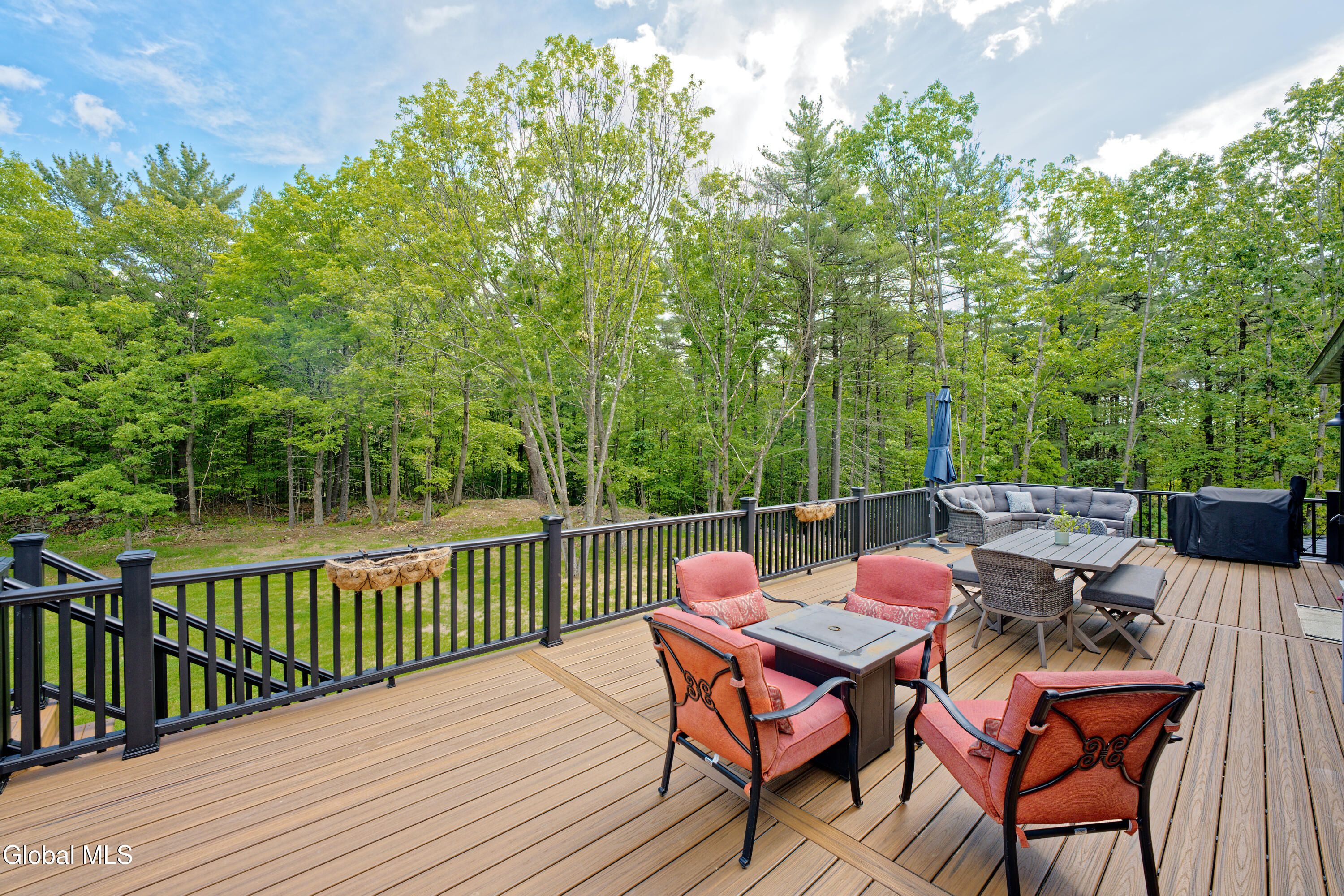 17 Ringwald Road Coeymans Hollow NY 12046