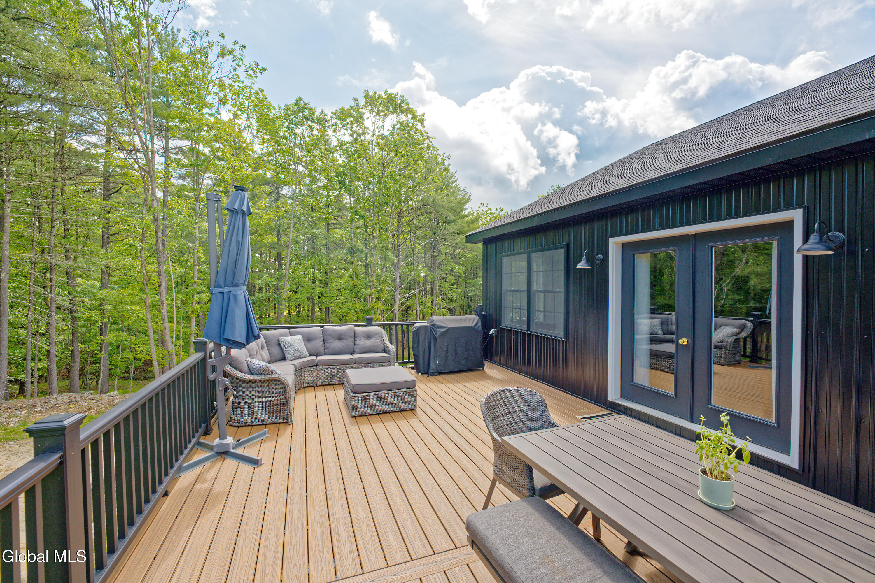 17 Ringwald Road Coeymans Hollow NY 12046