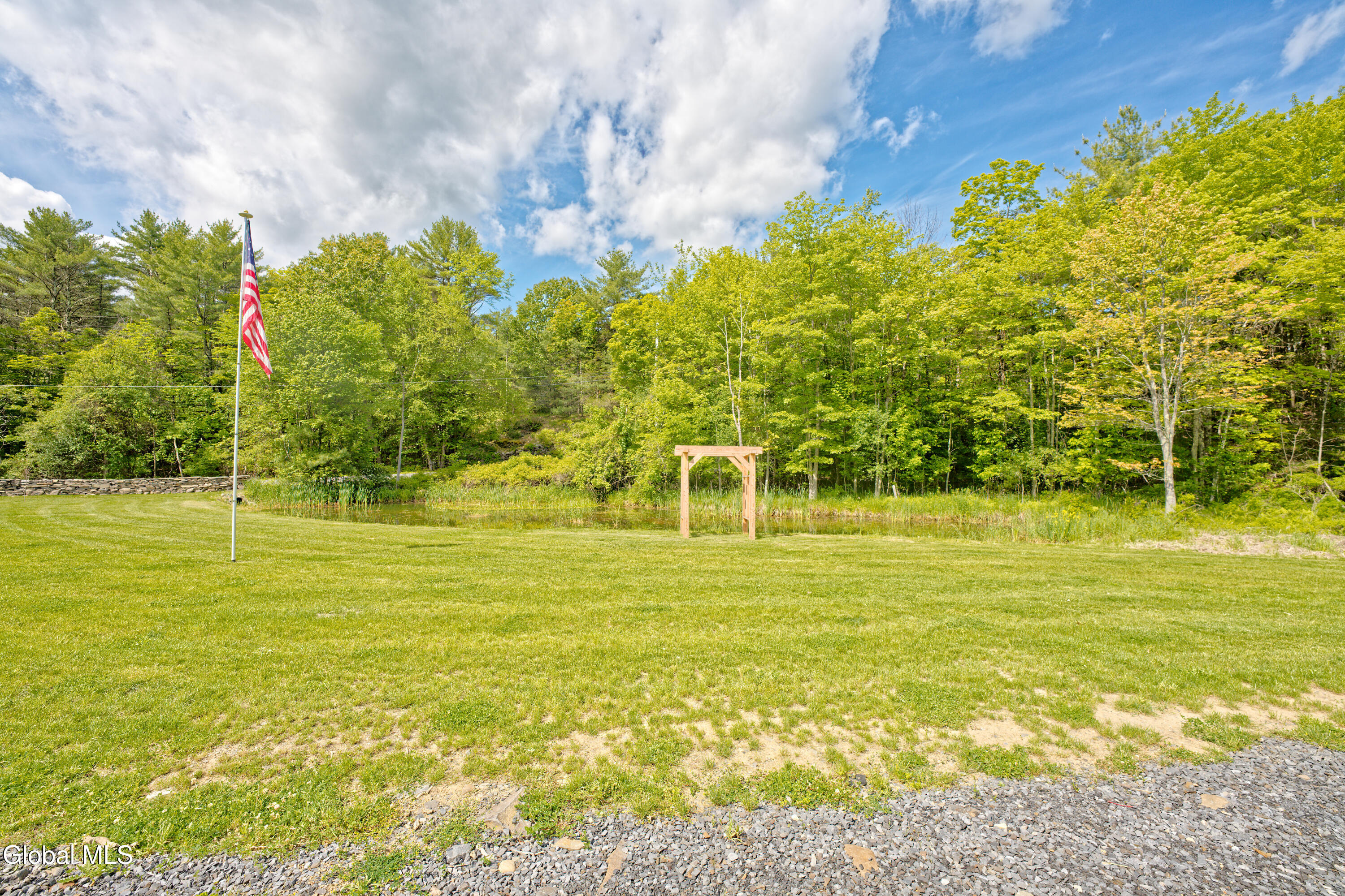 17 Ringwald Road Coeymans Hollow NY 12046