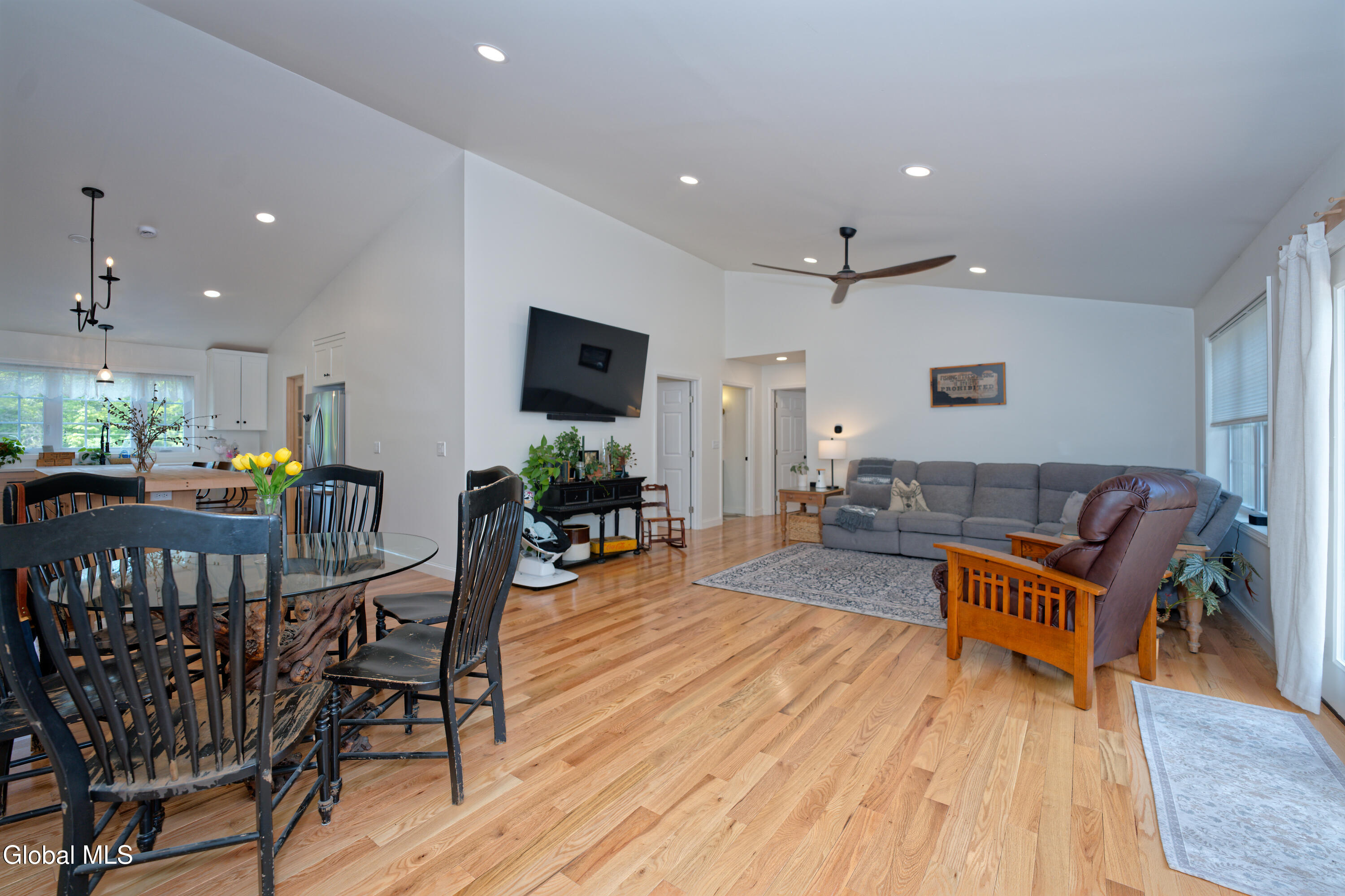 17 Ringwald Road Coeymans Hollow NY 12046