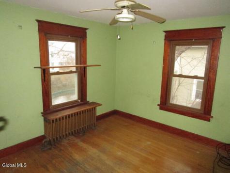 1547 5th Street Rensselaer NY 12144