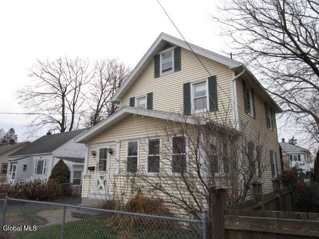 1547 5th Street Rensselaer NY 12144