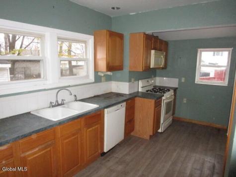 1547 5th Street Rensselaer NY 12144
