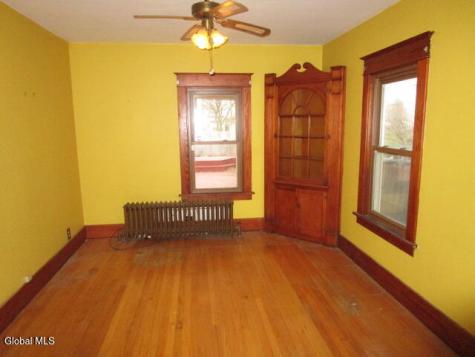 1547 5th Street Rensselaer NY 12144