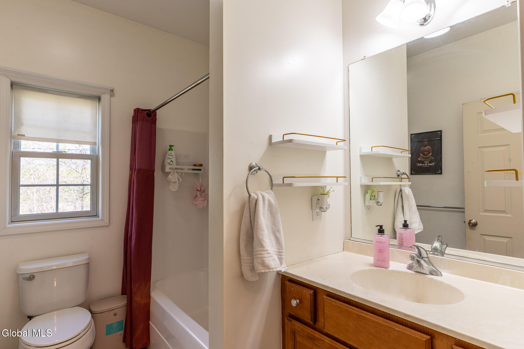 96 Thompson Street Troy NY 12180