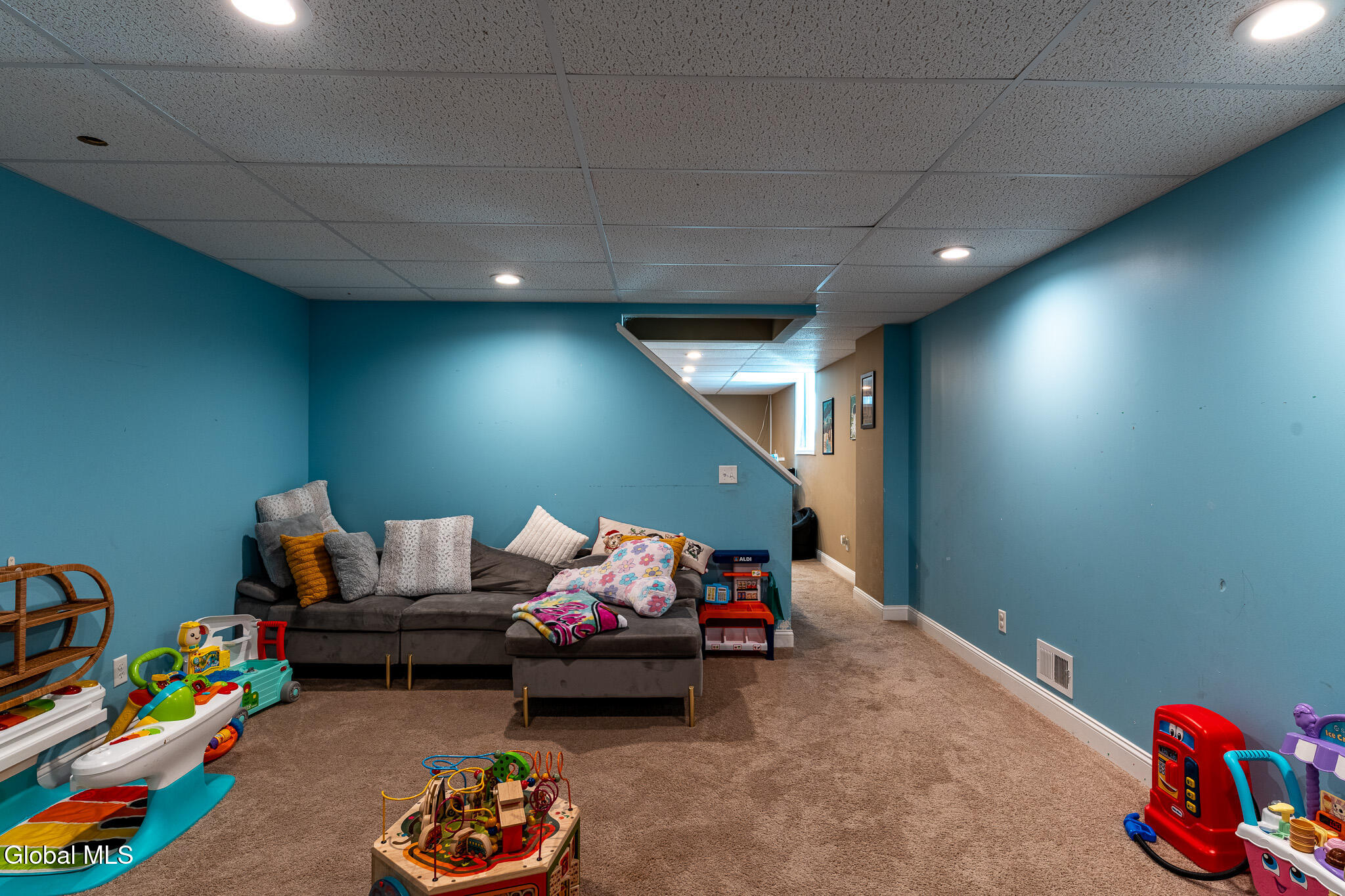 96 Thompson Street Troy NY 12180