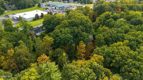 647 Saratoga Road Glenville NY 12302