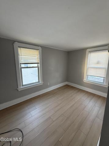 32 Elm Street Schenectady NY 12304