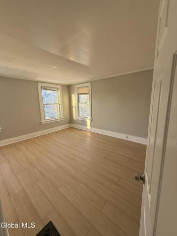 32 Elm Street Schenectady NY 12304