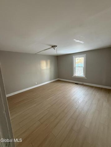 32 Elm Street Schenectady NY 12304