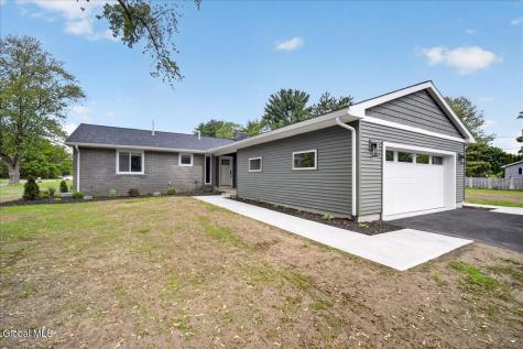25 Merritt Road South Glens Falls NY 12803