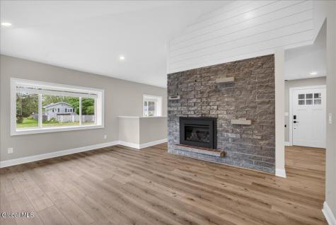 25 Merritt Road South Glens Falls NY 12803