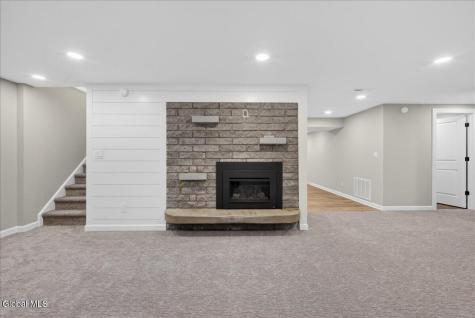 25 Merritt Road South Glens Falls NY 12803