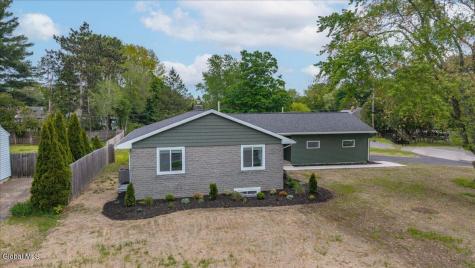 25 Merritt Road South Glens Falls NY 12803