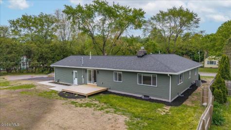 25 Merritt Road South Glens Falls NY 12803