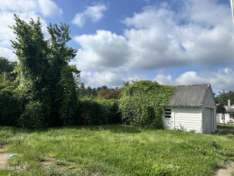 902 Draper Avenue Rotterdam NY 12306