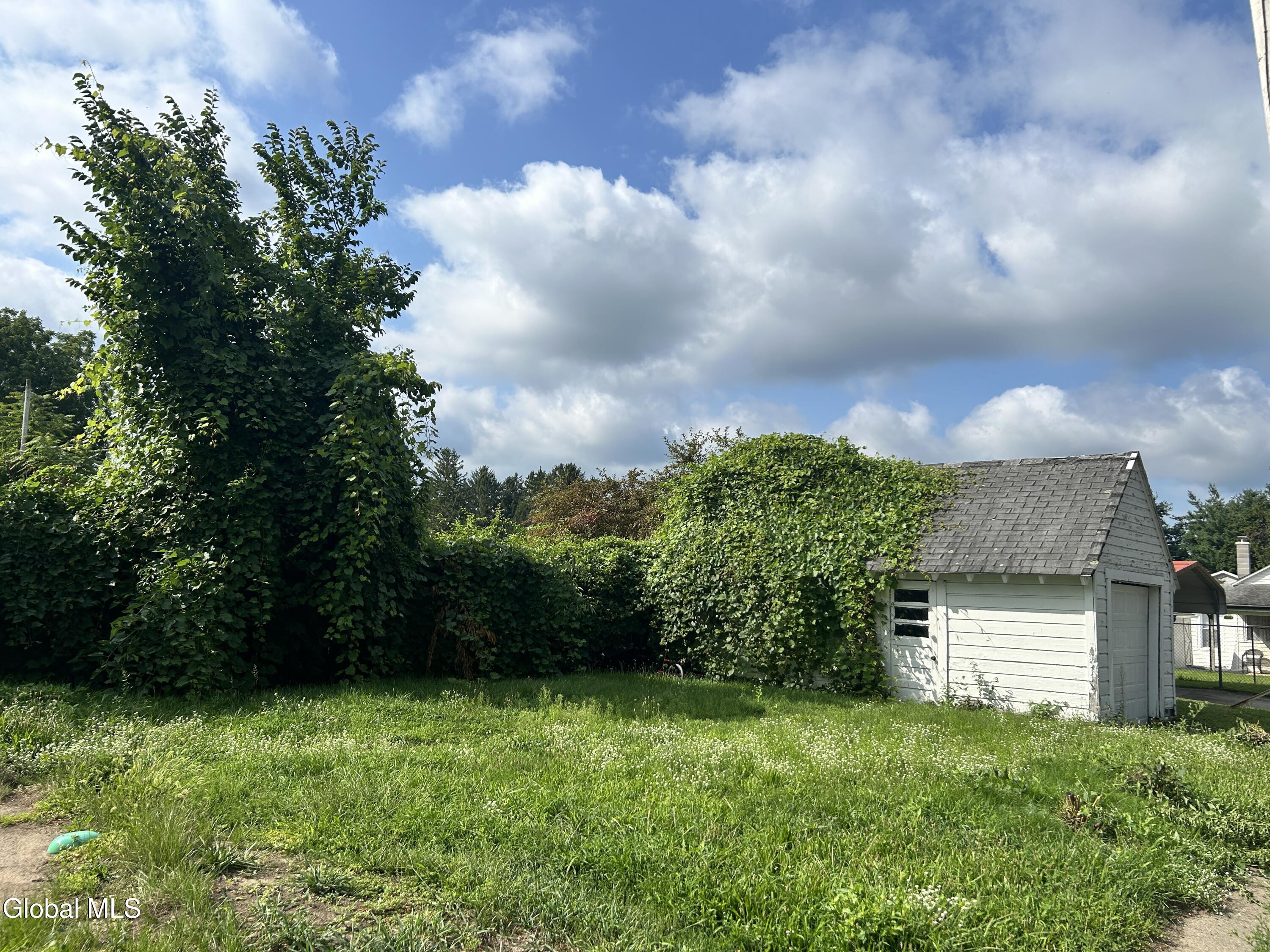 902 Draper Avenue Rotterdam NY 12306