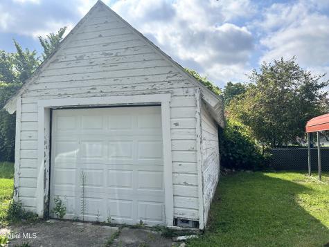 902 Draper Avenue Rotterdam NY 12306