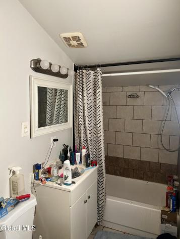 902 Draper Avenue Rotterdam NY 12306