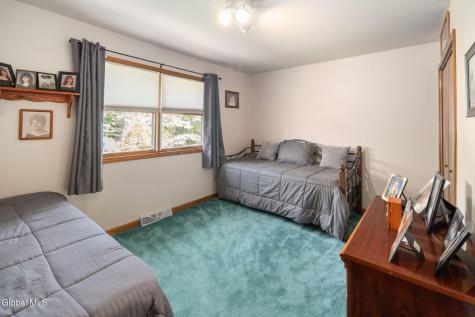 4040 River Road Niskayuna NY 12309