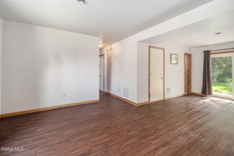4040 River Road Niskayuna NY 12309
