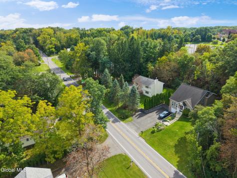 4040 River Road Niskayuna NY 12309
